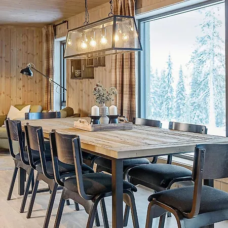 度假居 10 Person In *