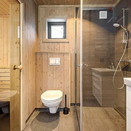 度假居 10 Person In